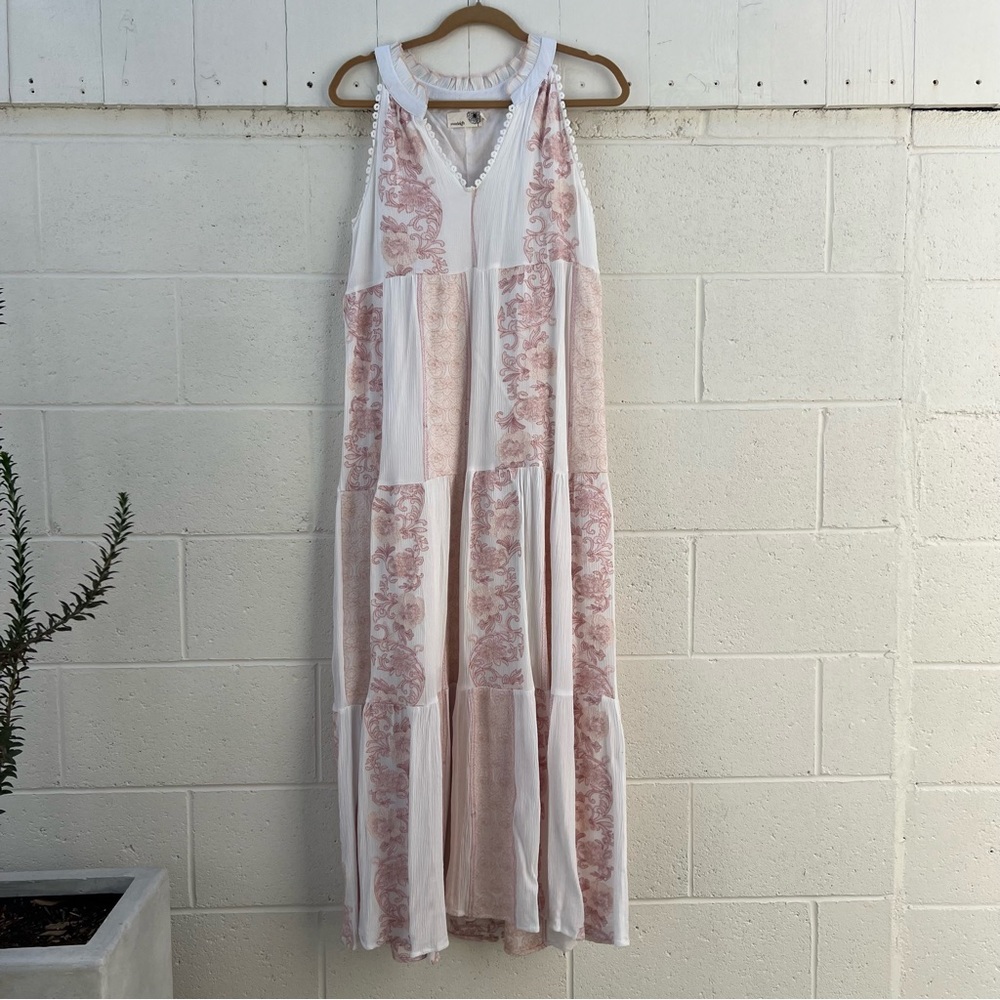 Everleigh long pink embroidered flower flowing dress.  Size :large